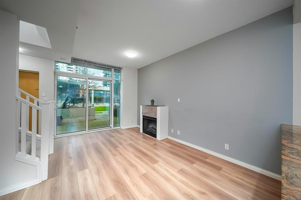 303-1211 Melville Street, Vancouver, BC, V6E 0A7 - 6