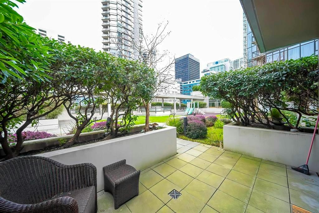 303-1211 Melville Street, Vancouver, BC, V6E 0A7 - 23