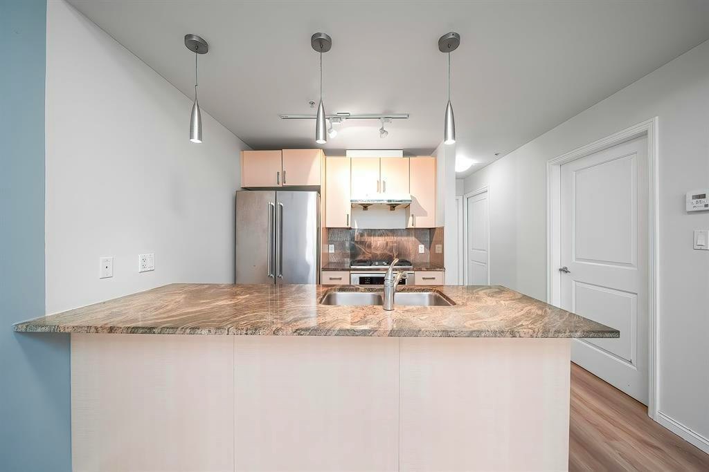 303-1211 Melville Street, Vancouver, BC, V6E 0A7 - 11