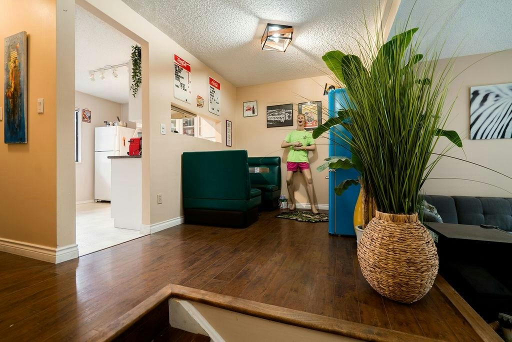 2-2990 Mariner Way - 3