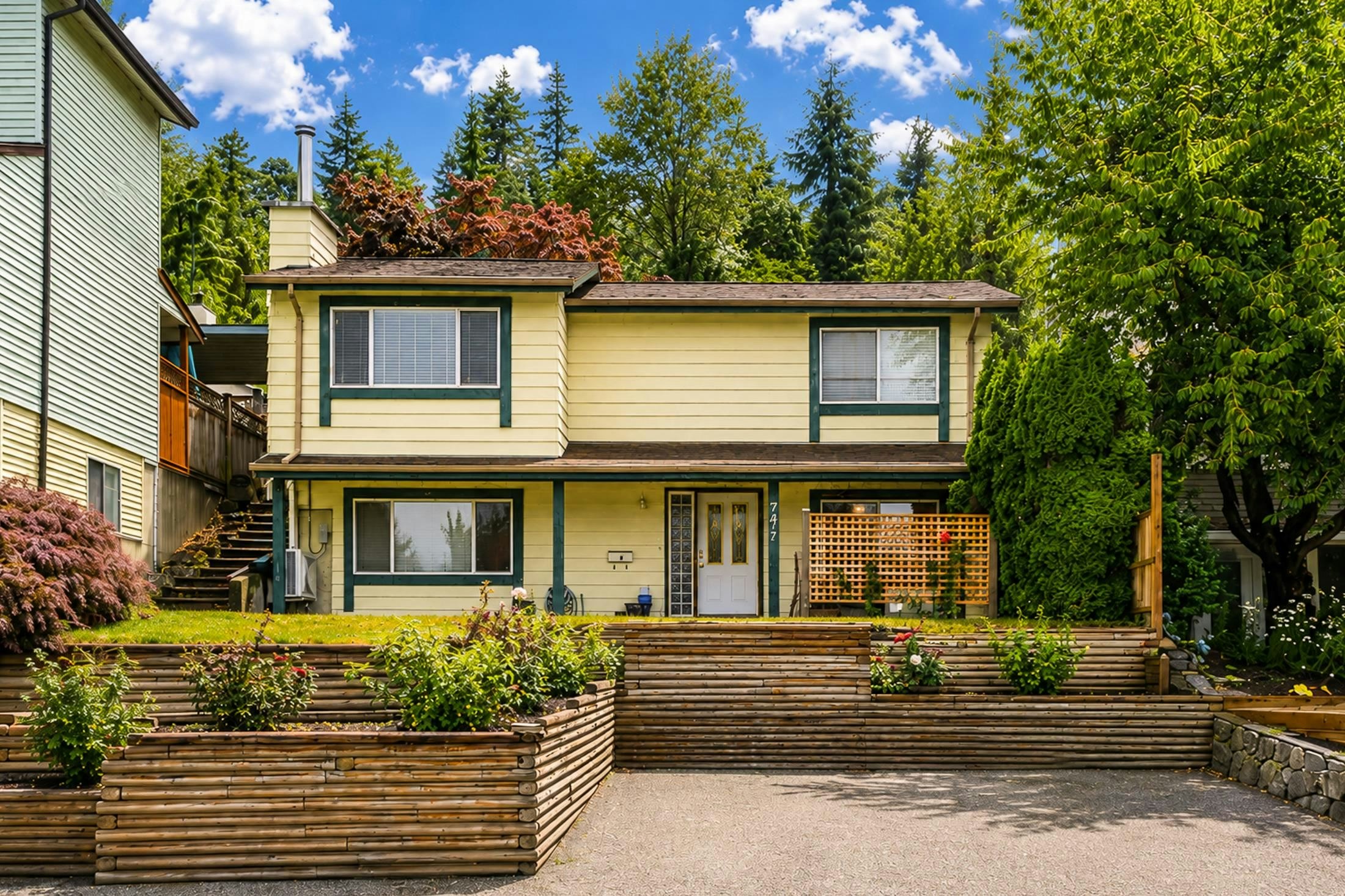 772 Appleyard Court, Port Moody, BC, V3H 3X1