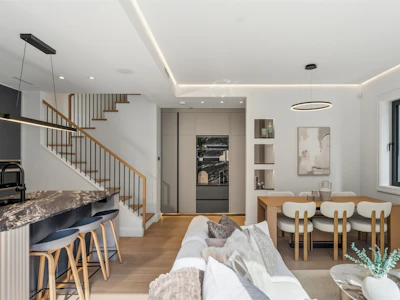 2-1183 W 33rd Avenue - 2