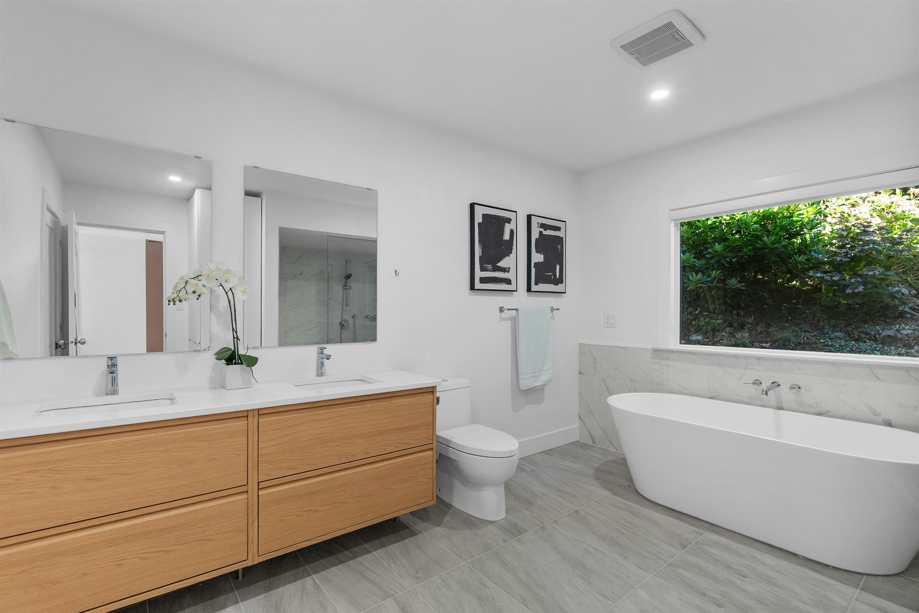 3381 Mathers Avenue, West Vancouver, BC, V7V 2K6 - 18
