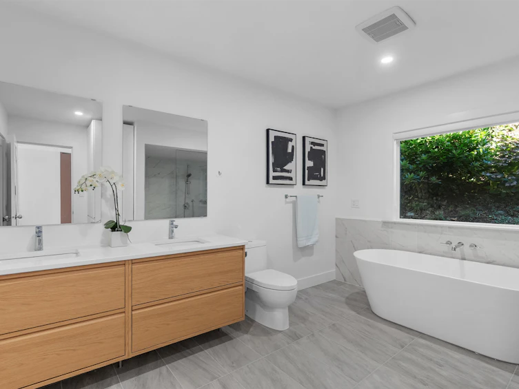 3381 Mathers Avenue, West Vancouver, BC, V7V 2K6 - 18