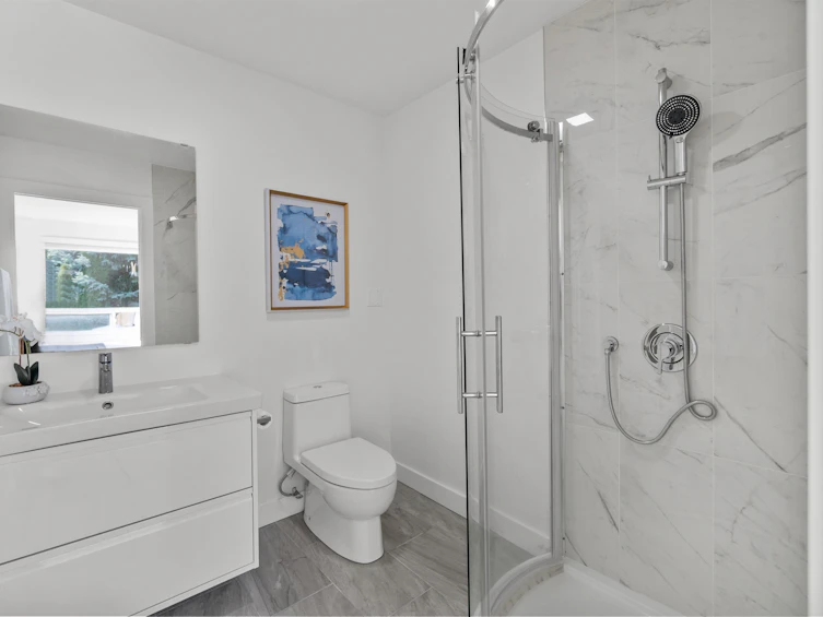 3381 Mathers Avenue, West Vancouver, BC, V7V 2K6 - 33