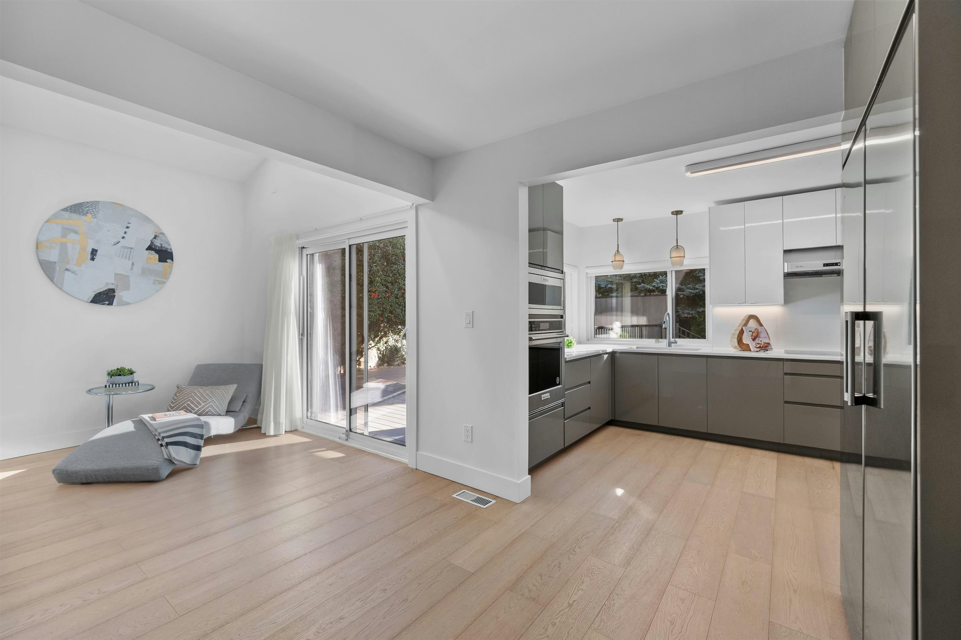 3381 Mathers Avenue, West Vancouver, BC, V7V 2K6 - 16