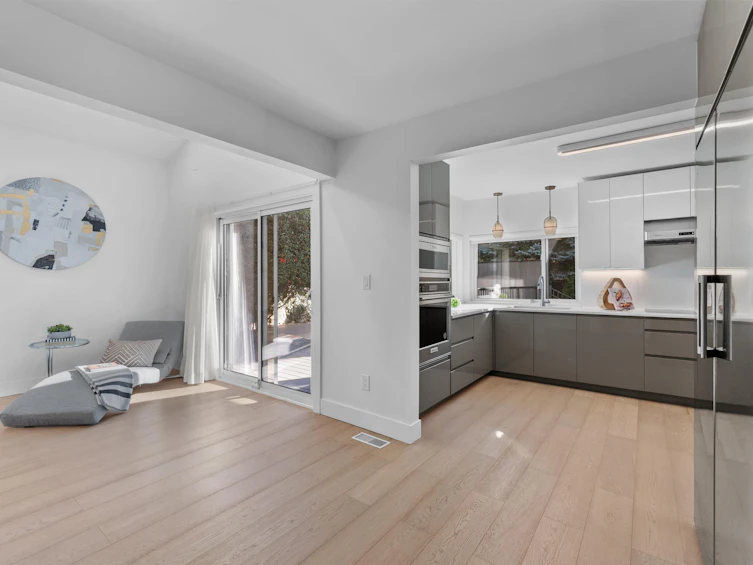 3381 Mathers Avenue, West Vancouver, BC, V7V 2K6 - 16
