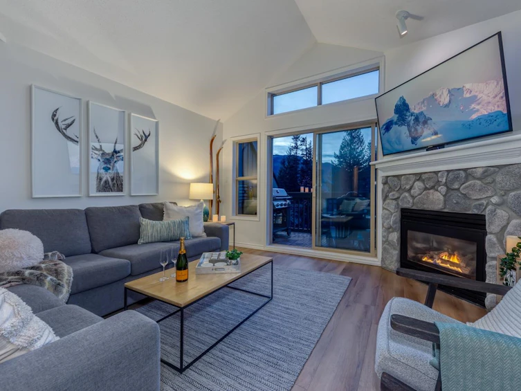 7-4890 Painted Cliff Road, Whistler, BC, V8E 1C9