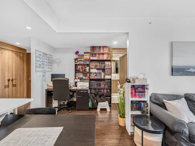 505-9887 Whalley Boulevard - 4