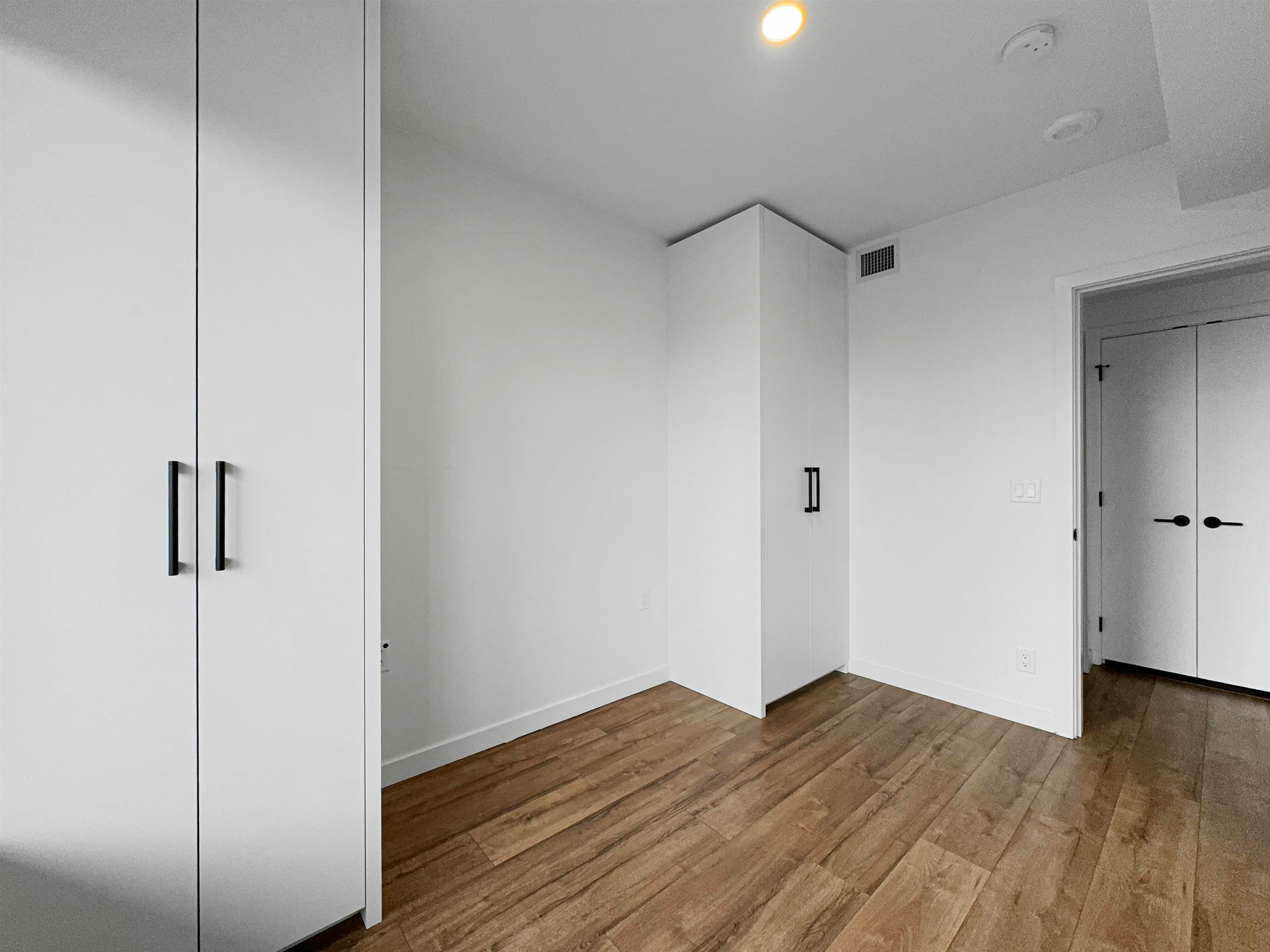 17xx-13428 105 Avenue, Surrey, BC, V3T 0S6 - 8