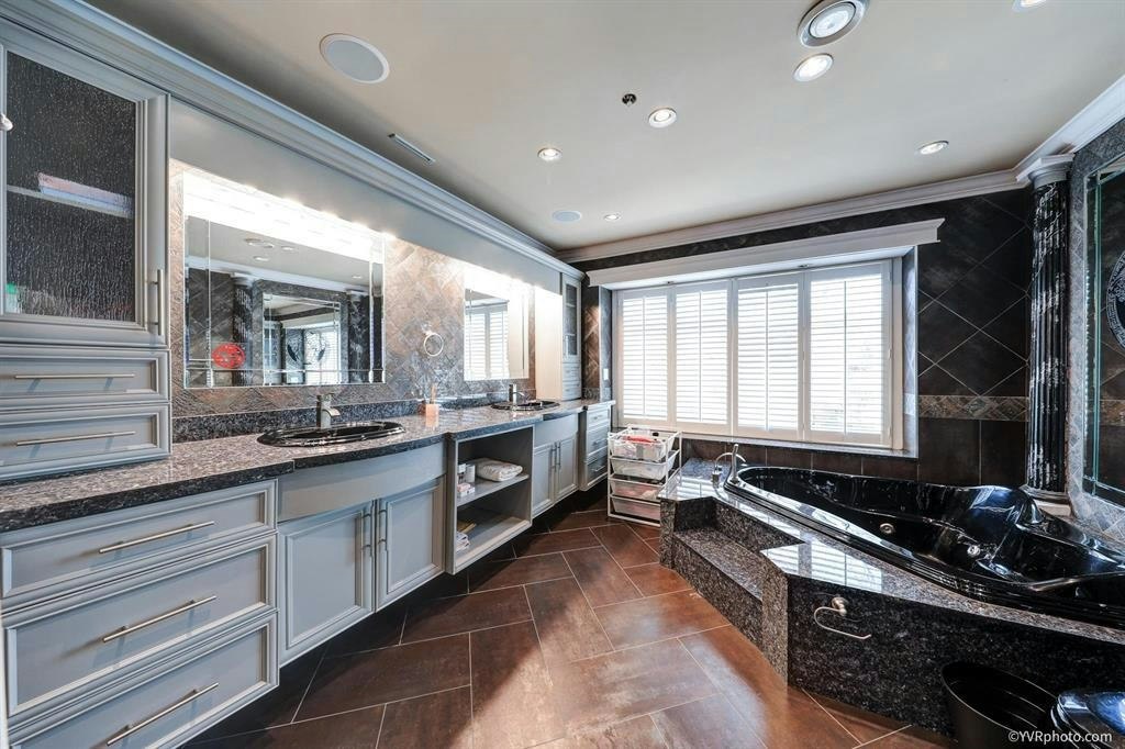 5450 Ash Street, Vancouver, BC, V5Z 3G6 - 10