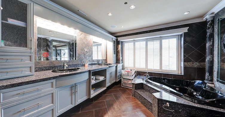 5450 Ash Street, Vancouver, BC, V5Z 3G6 - 10