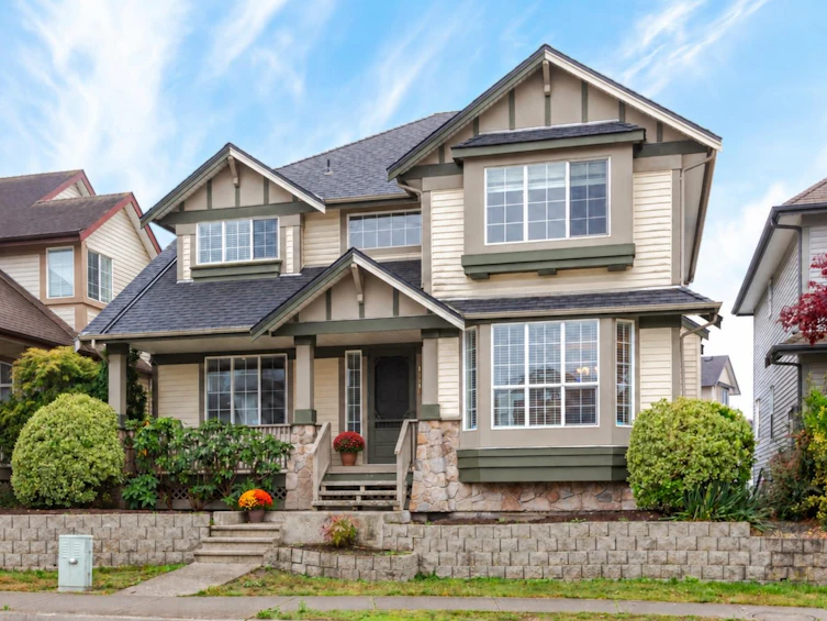18416 68th Avenue, Surrey, BC, V3S 9C1