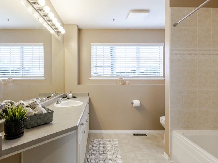 18416 68th Avenue, Surrey, BC, V3S 9C1 - 21