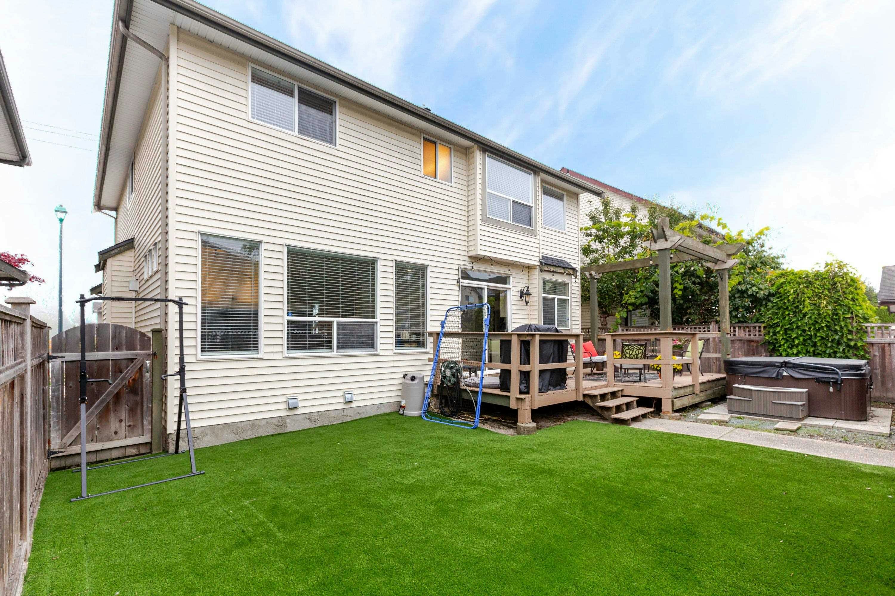 18416 68th Avenue, Surrey, BC, V3S 9C1 - 39