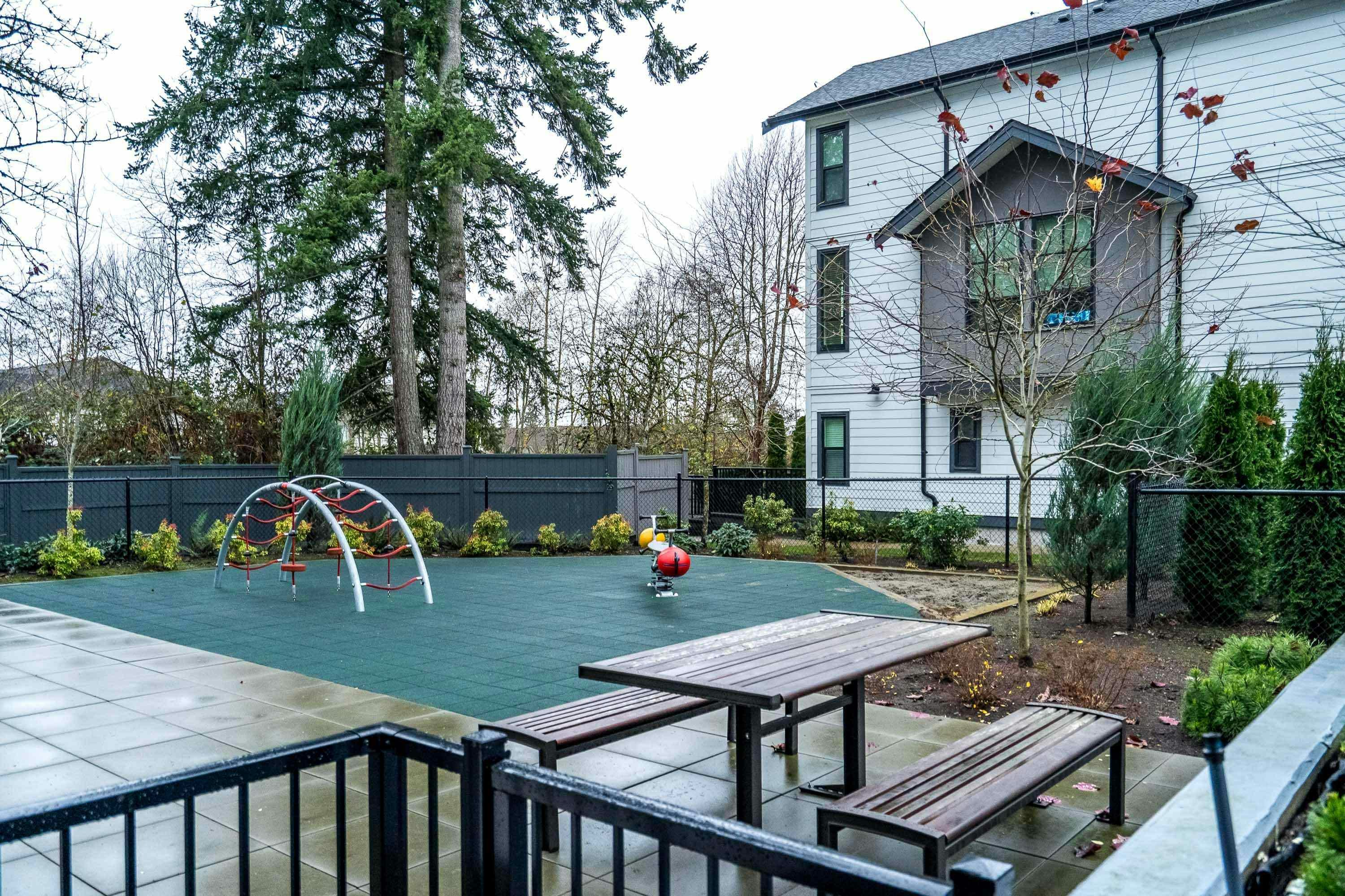 301-2425 166 Street, Surrey, BC, V3Z 1K7 - 9