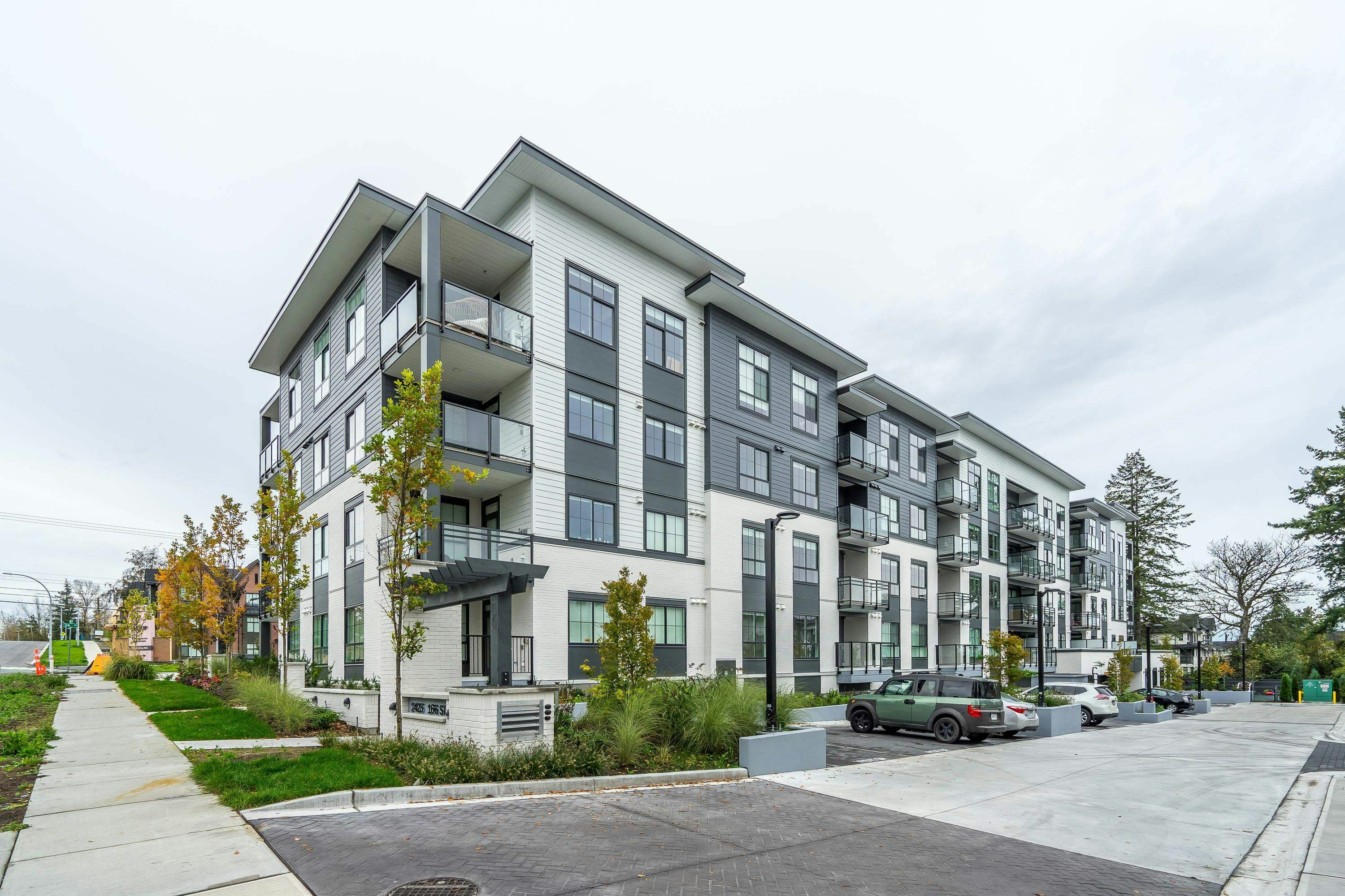 301-2425 166 Street, Surrey, BC, V3Z 1K7 - 4