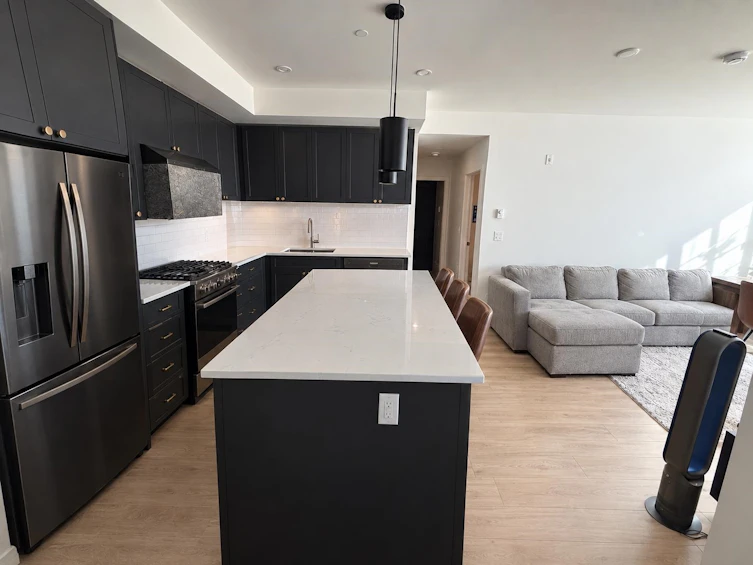 301-2425 166 Street, Surrey, BC, V3Z 1K7 - 2