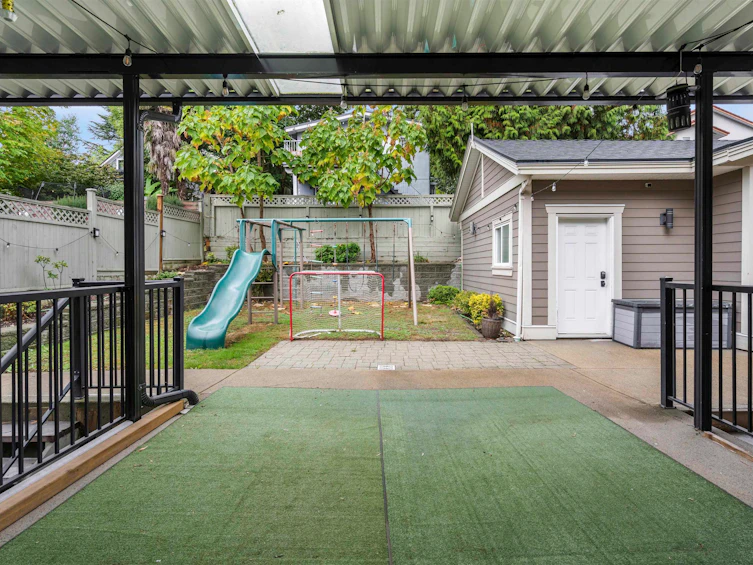 1415 Nanaimo Street, New Westminster, BC, V3M 2G3 - 24