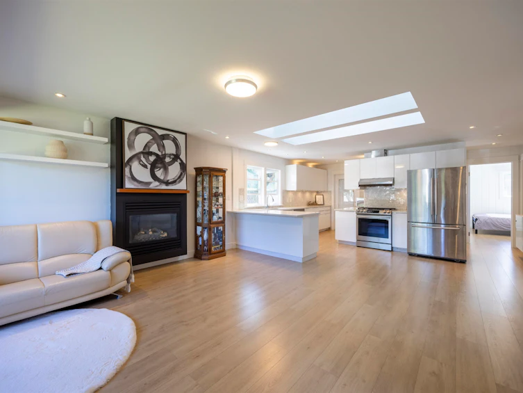 931 Sperling Avenue, Burnaby, BC, V5B 4H7 - 3