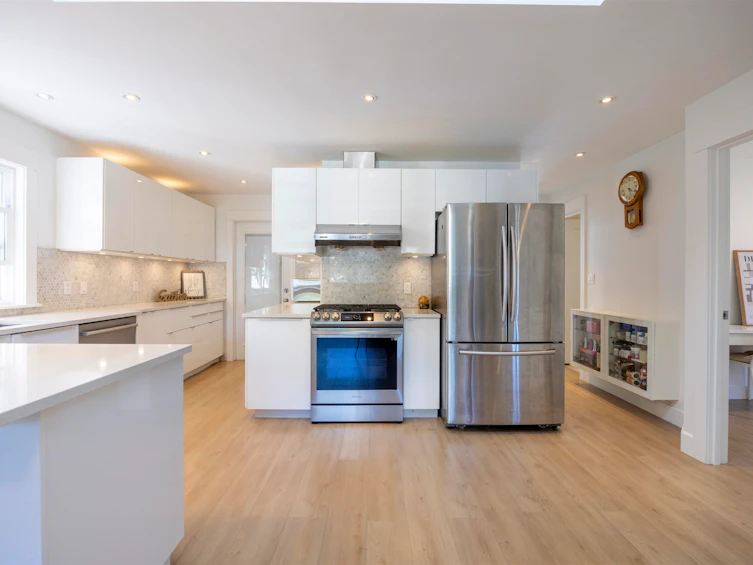931 Sperling Avenue, Burnaby, BC, V5B 4H7 - 9