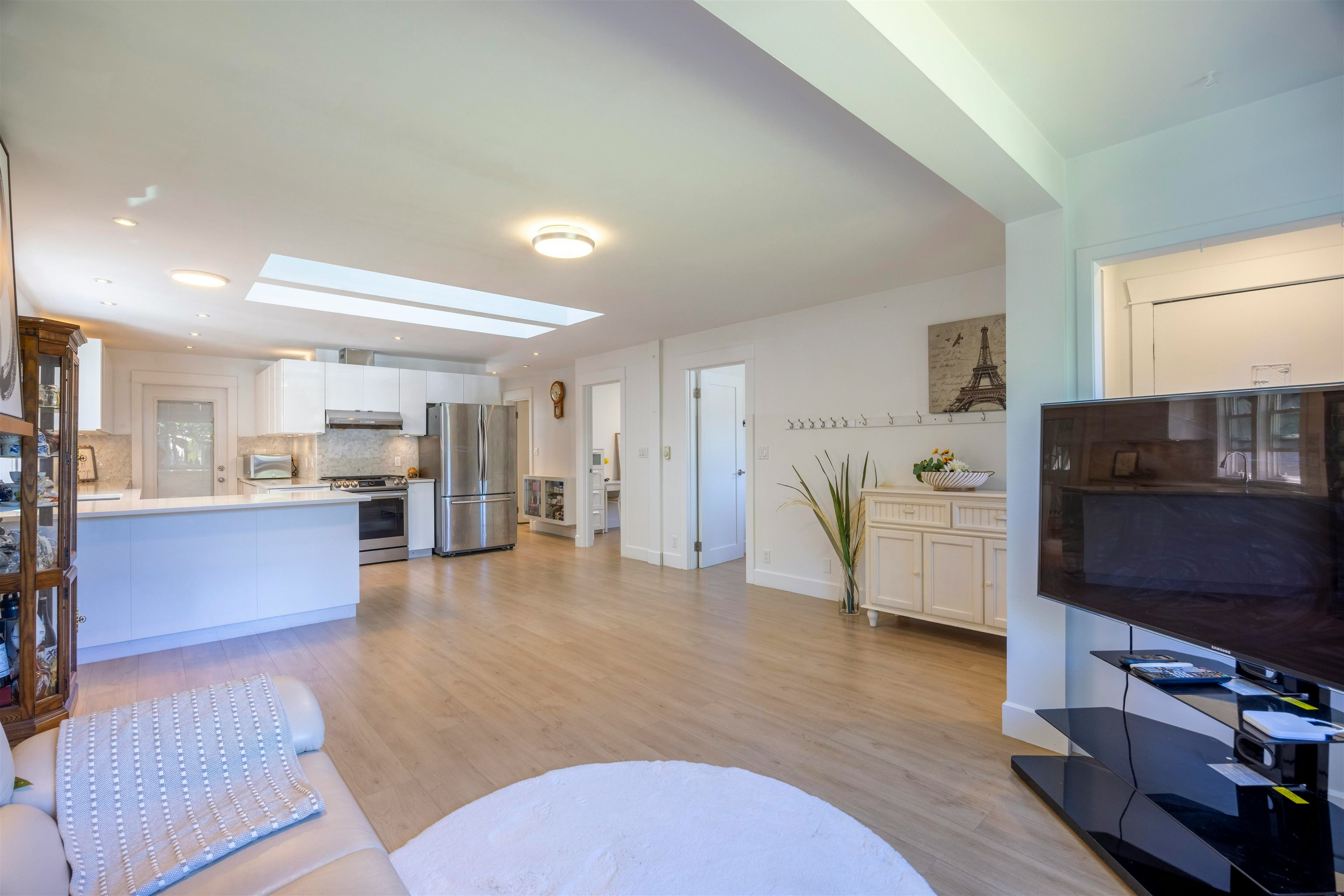 931 Sperling Avenue, Burnaby, BC, V5B 4H7 - 8