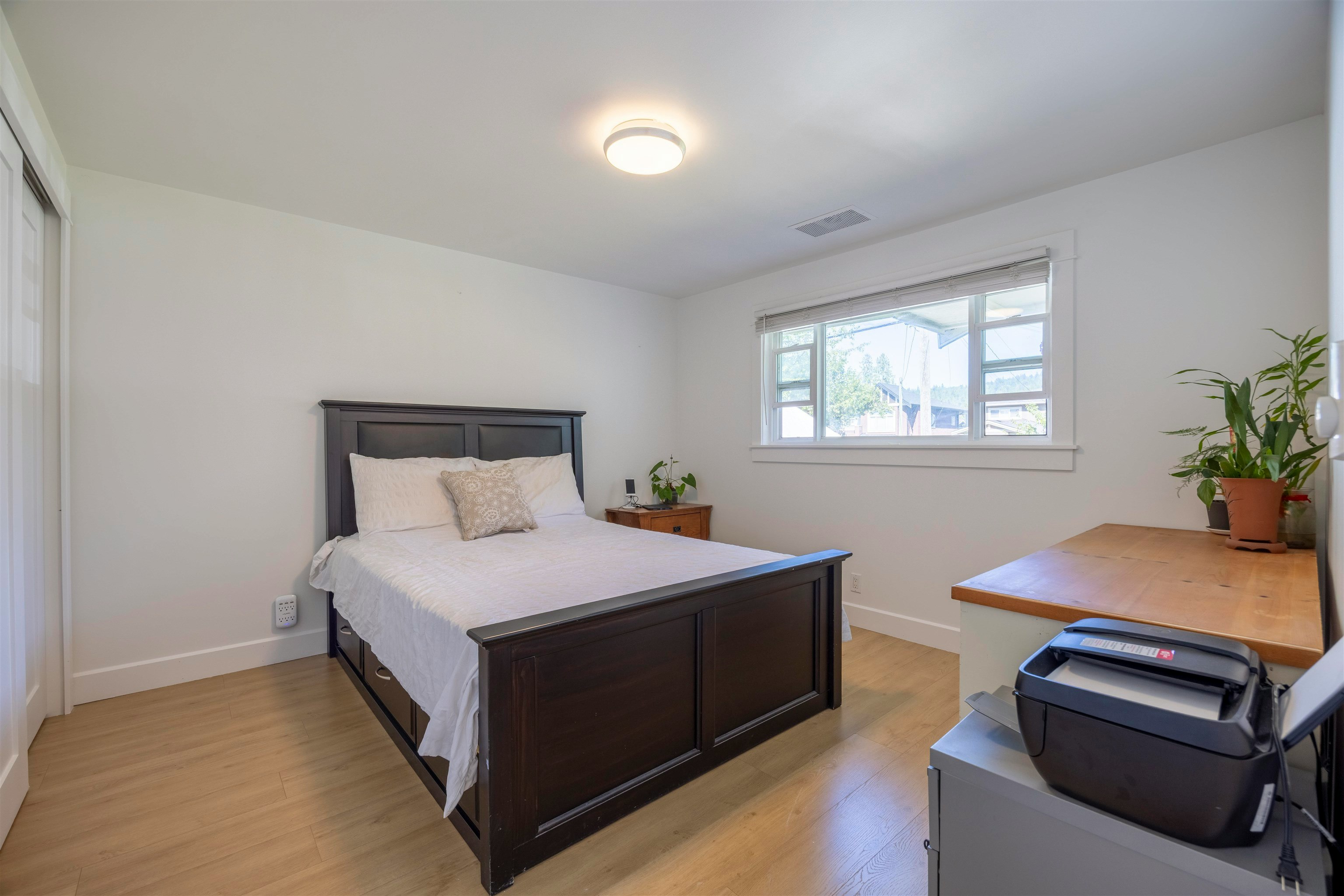 931 Sperling Avenue, Burnaby, BC, V5B 4H7 - 11