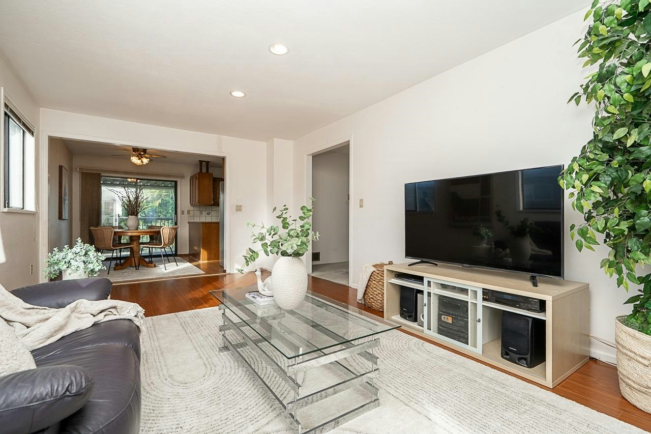 6760 Lakeview Avenue - 4