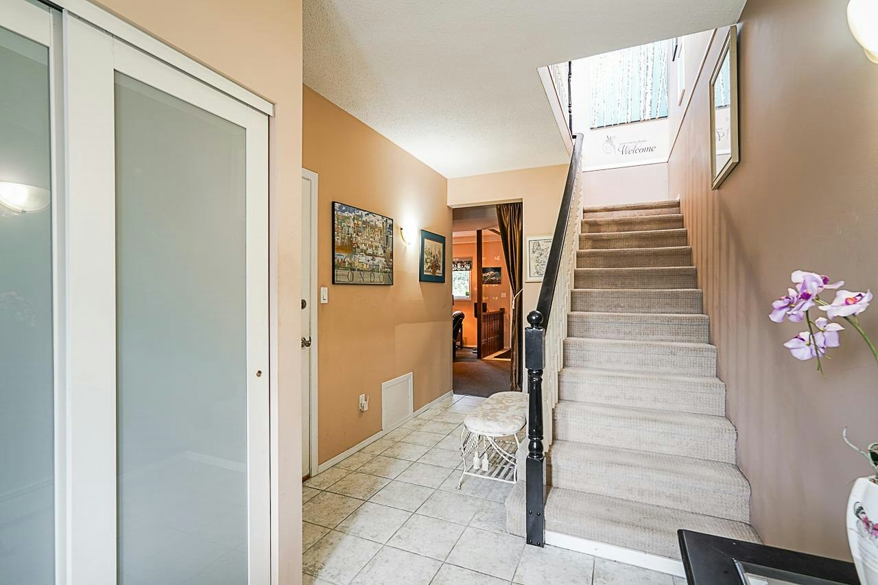 42-5216 201a Street - 3