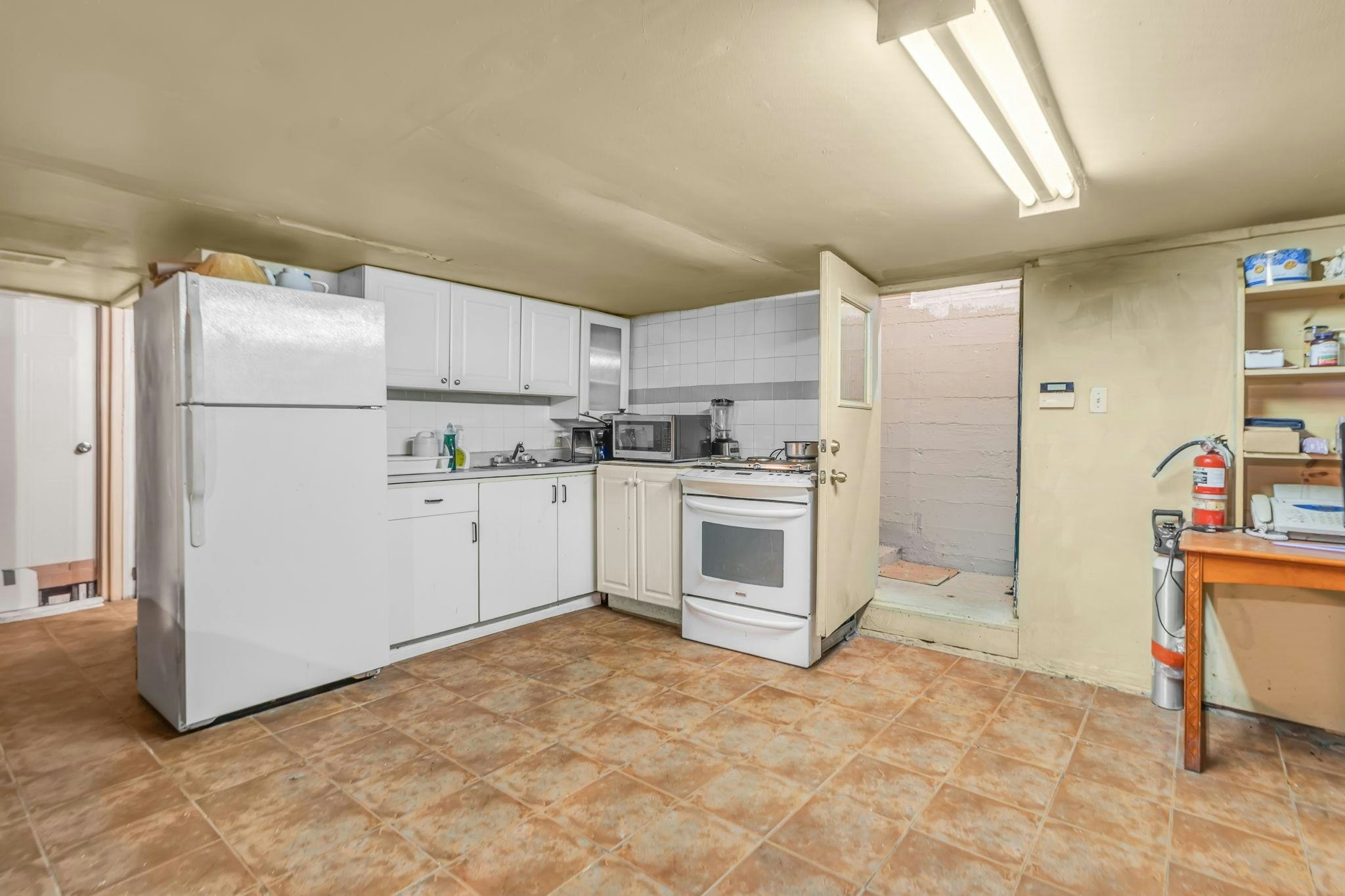 2141 Marine Way, New Westminster, BC, V3M 2H2 - 34