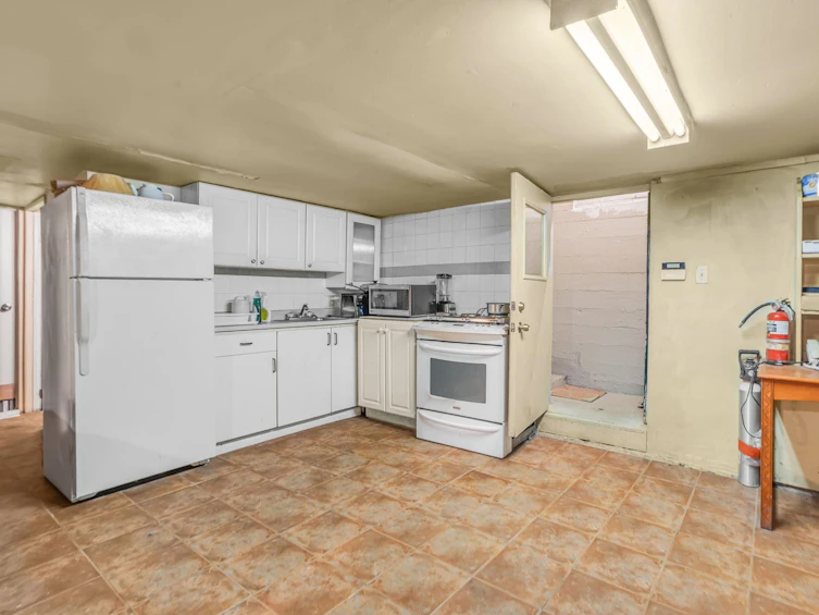 2141 Marine Way, New Westminster, BC, V3M 2H2 - 34