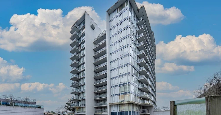 1302-8288 Lansdowne Road, Richmond, BC, V6X 0B3