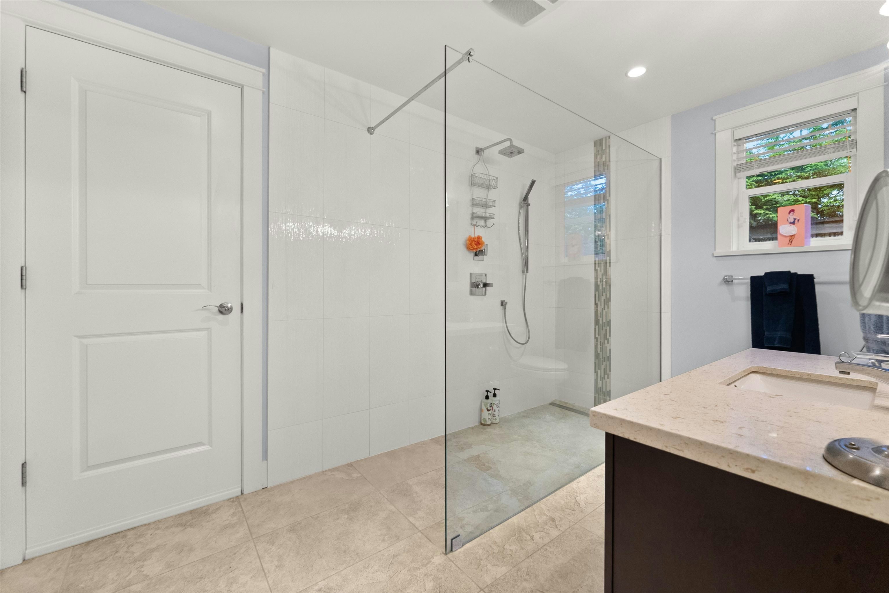 320 Moyne Drive, West Vancouver, BC, V7S 1J5 - 15