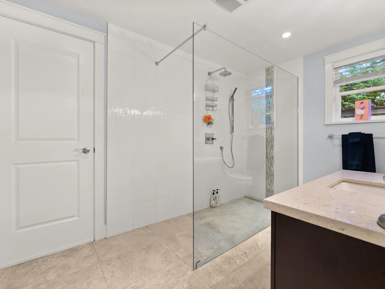 320 Moyne Drive, West Vancouver, BC, V7S 1J5 - 15