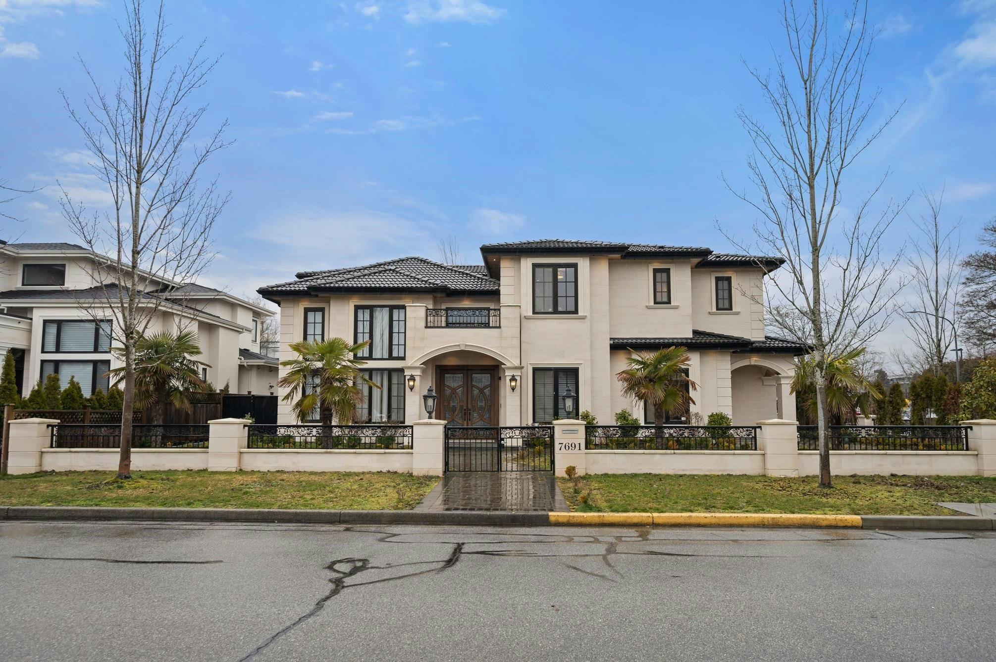 7691 Tweedsmuir Avenue, Richmond, BC, V7A 1L1