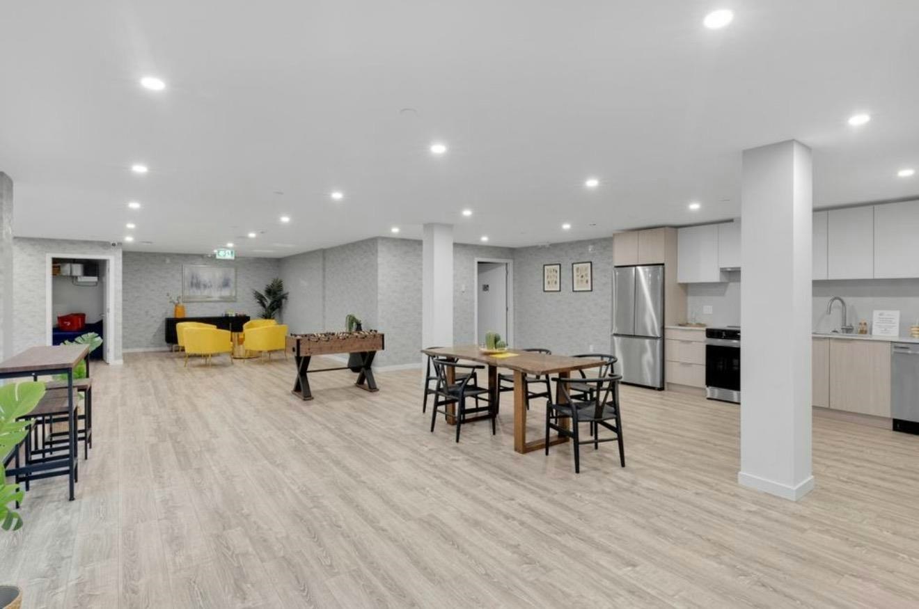 E305,  10829 140st., Surrey, BC, V3R 0H4 - 16
