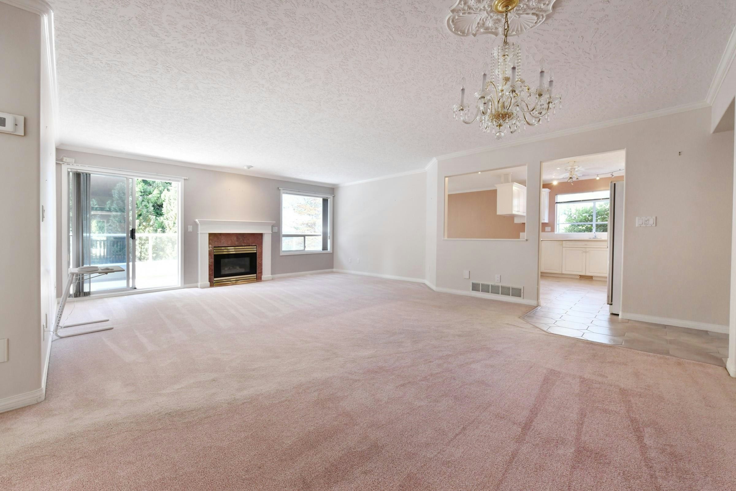 136-4001 Old Clayburn Road - 5