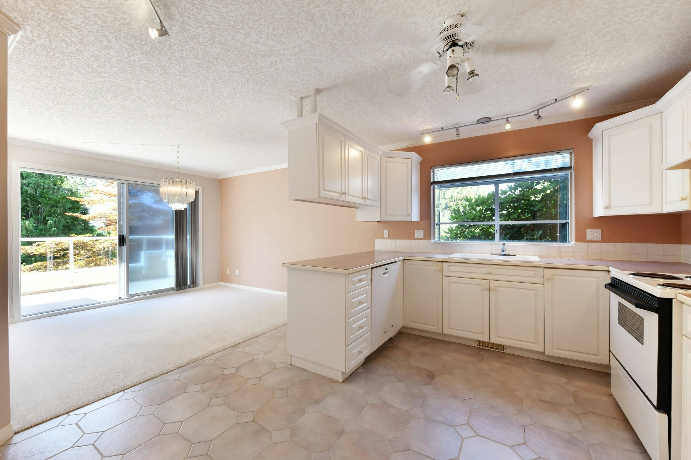 136-4001 Old Clayburn Road, Abbotsford, BC, V3G 1C5 - 7