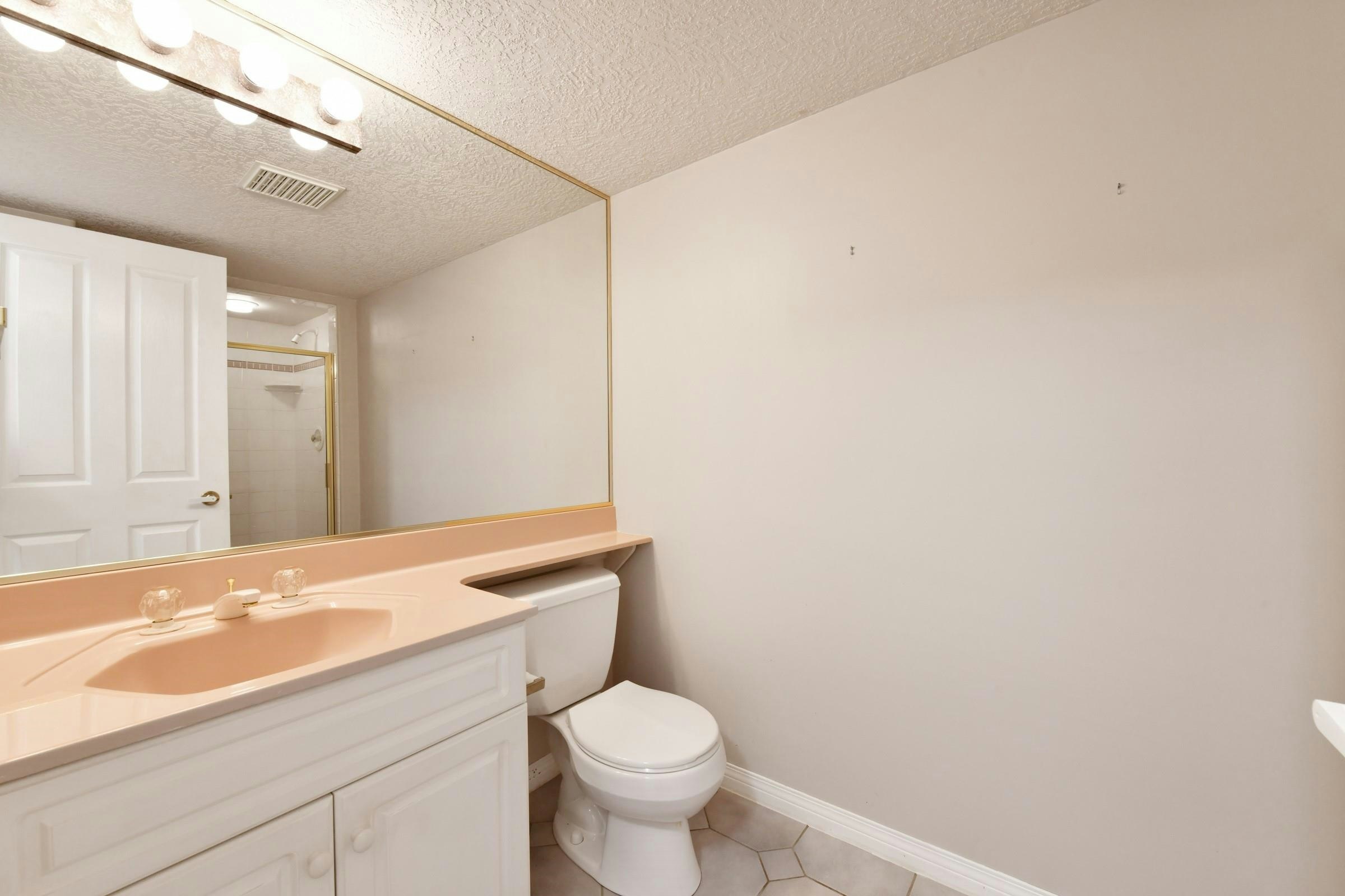 136-4001 Old Clayburn Road, Abbotsford, BC, V3G 1C5 - 17