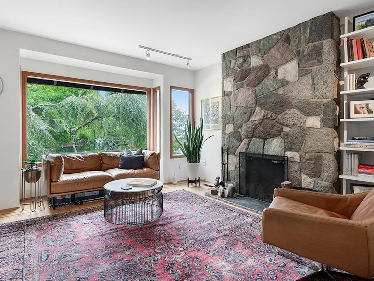 3524 W 16th Avenue, Vancouver, BC, V6R 3C1 - 2