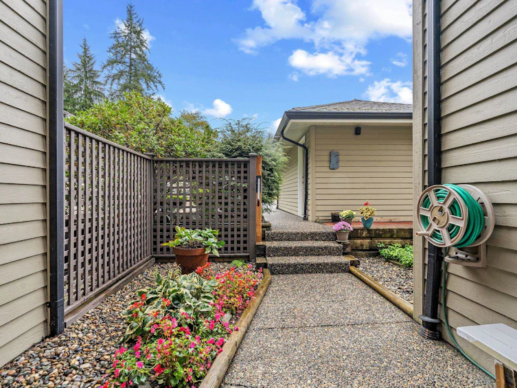 2894 Mount Seymour Parkway, North Vancouver, BC, V7H 1E9 - 37