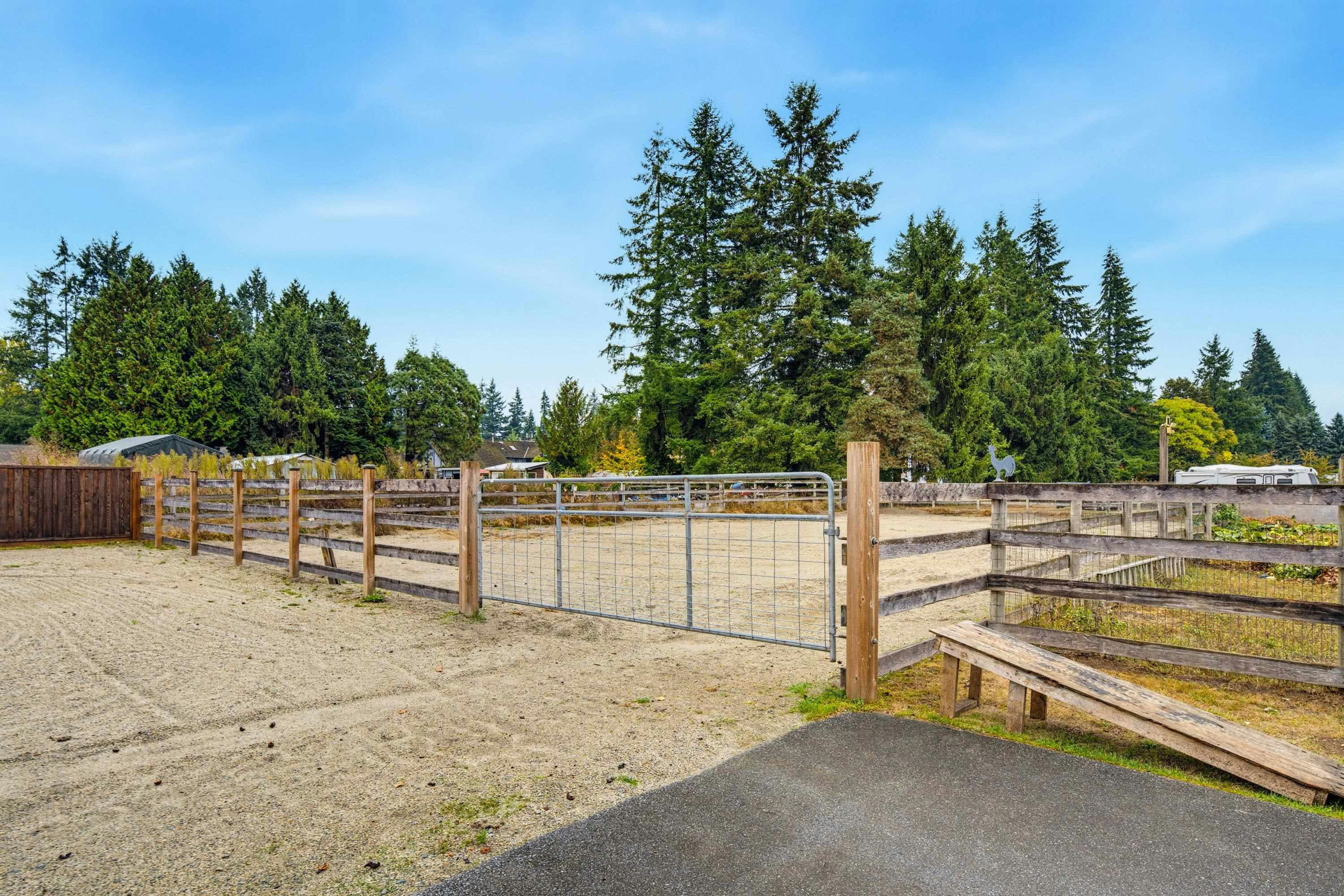 24061 55 Avenue, Langley, BC, V2Z 2N7 - 37