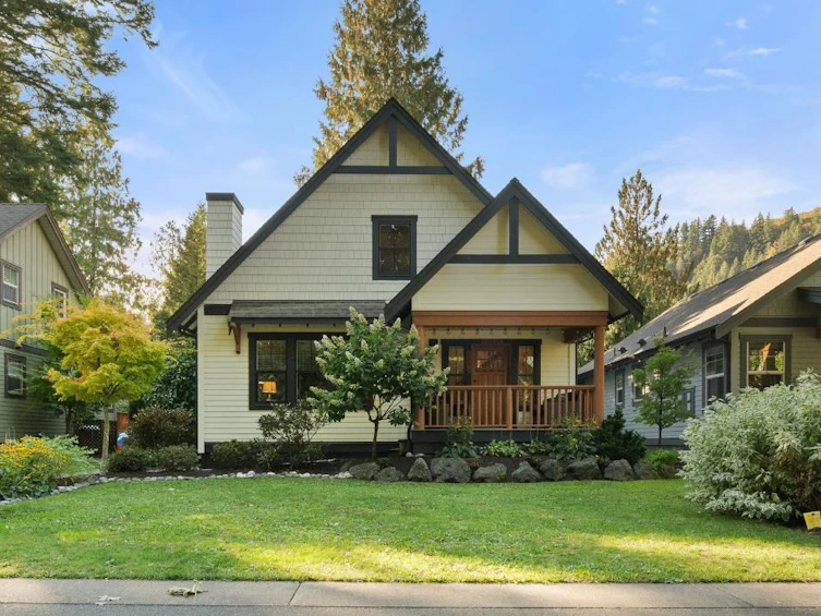 1825 Mossy Green Way, Cultus Lake, BC, V2R 0E1