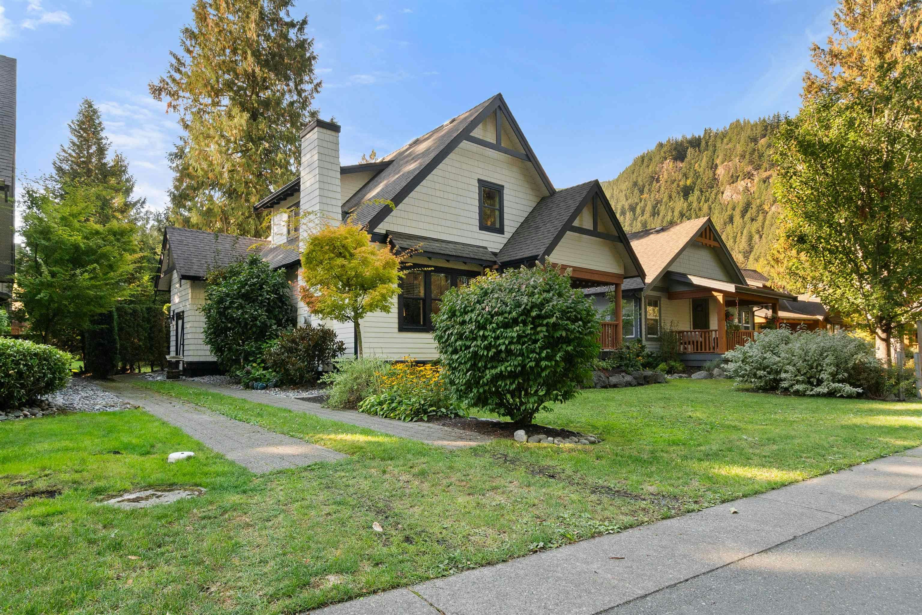 1825 Mossy Green Way, Cultus Lake, BC, V2R 0E1 - 27