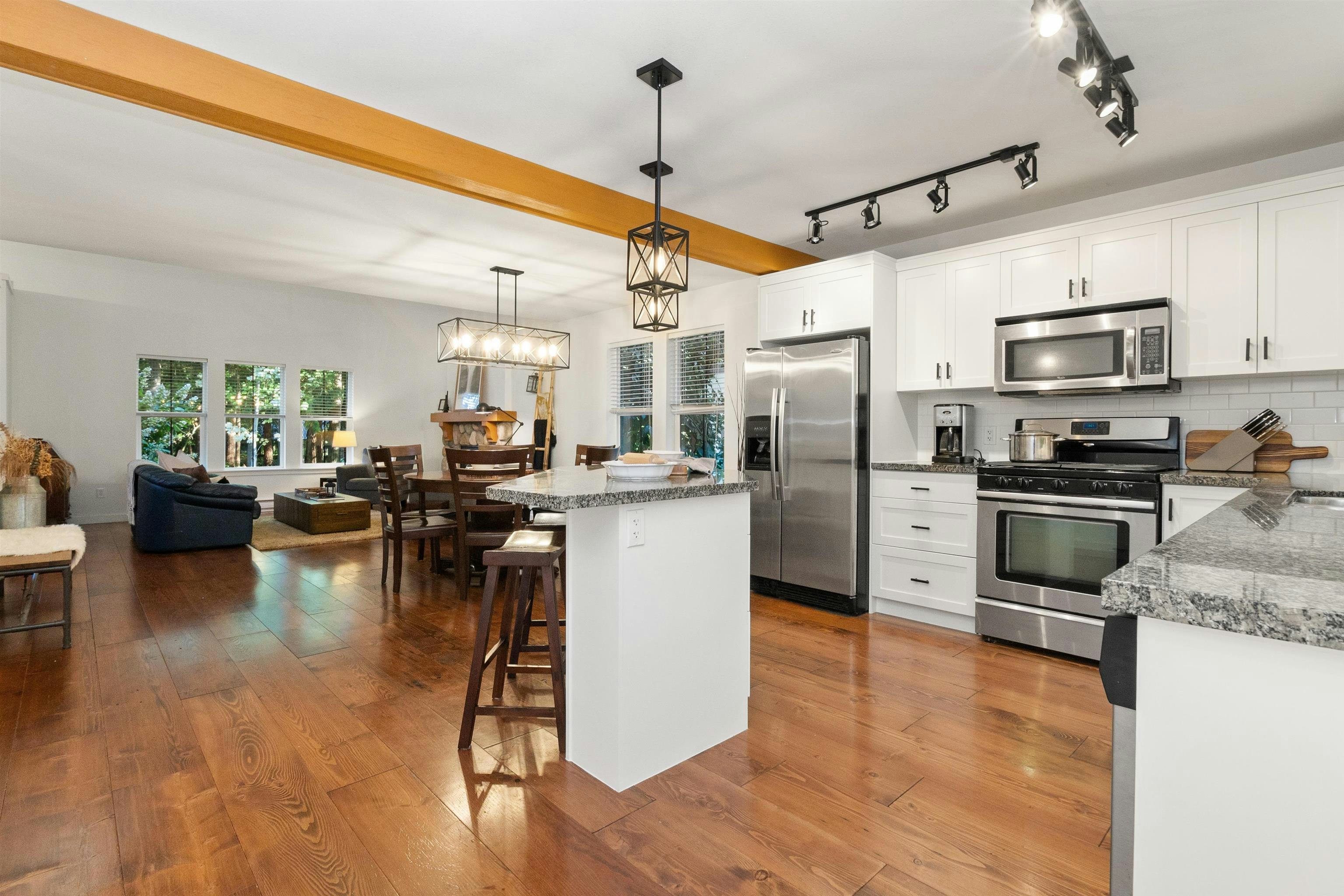 1825 Mossy Green Way, Cultus Lake, BC, V2R 0E1 - 16