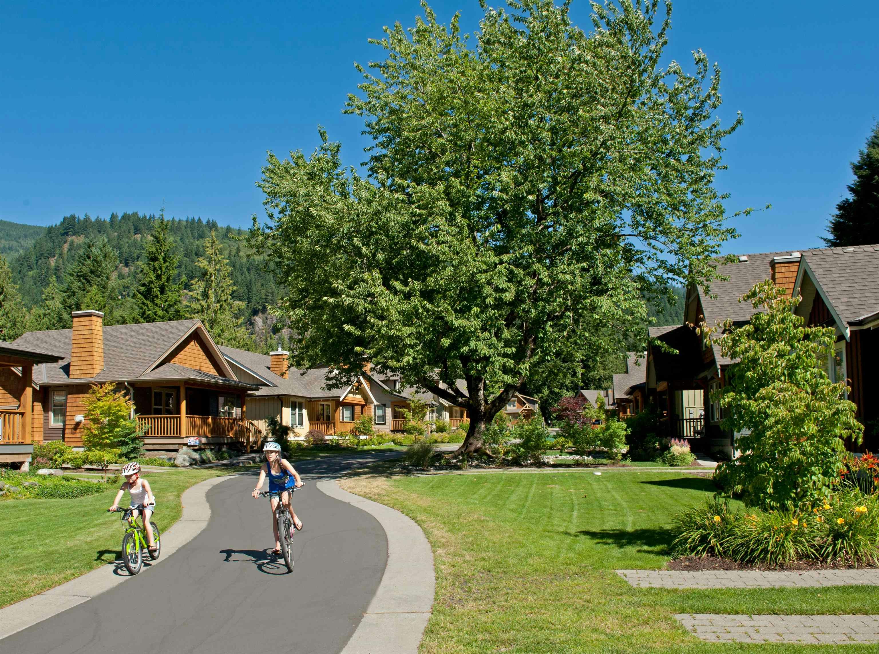 1825 Mossy Green Way, Cultus Lake, BC, V2R 0E1 - 40