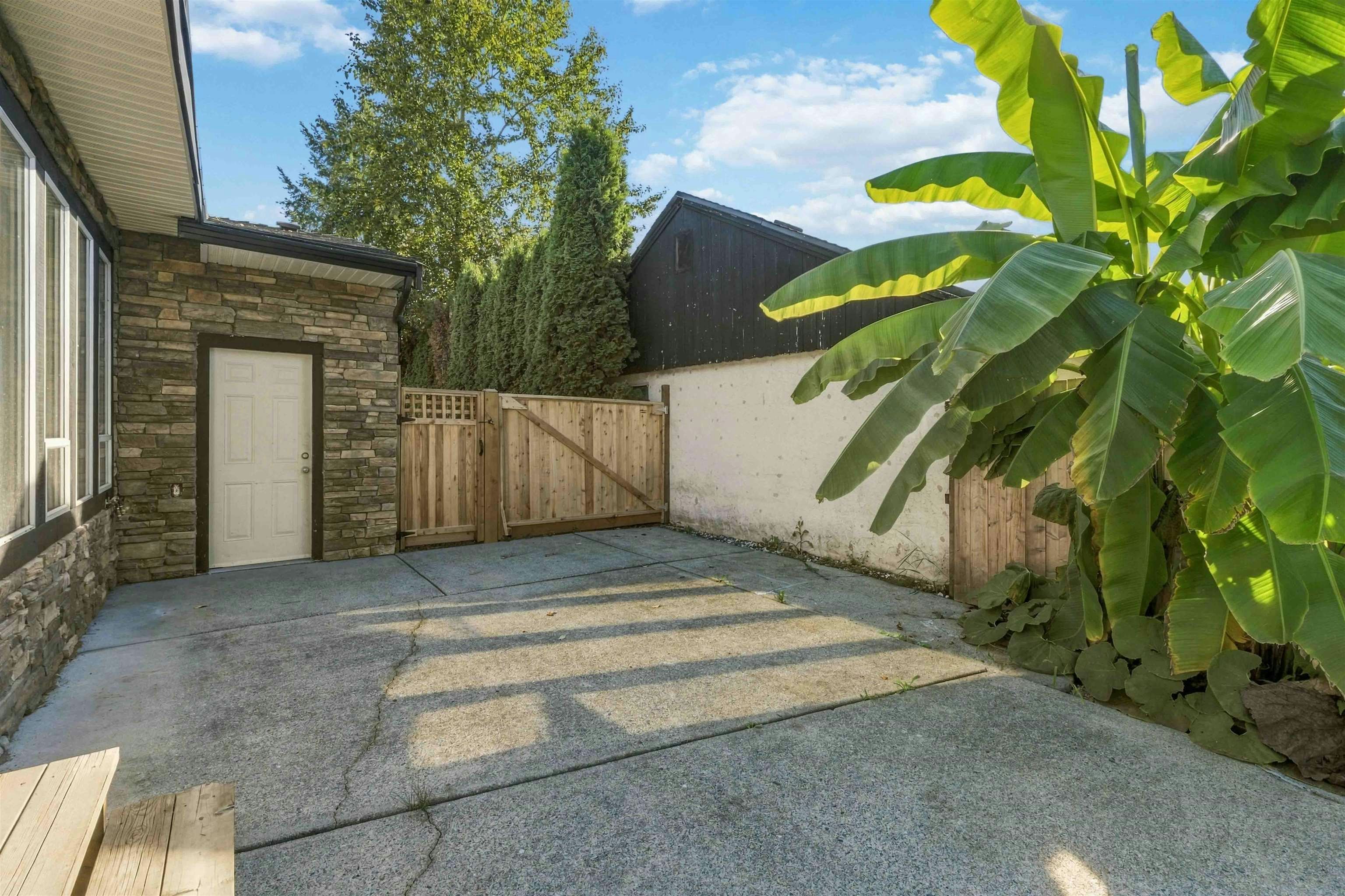 20225 Lorne Avenue, Maple Ridge, BC, V2X 1E9 - 36