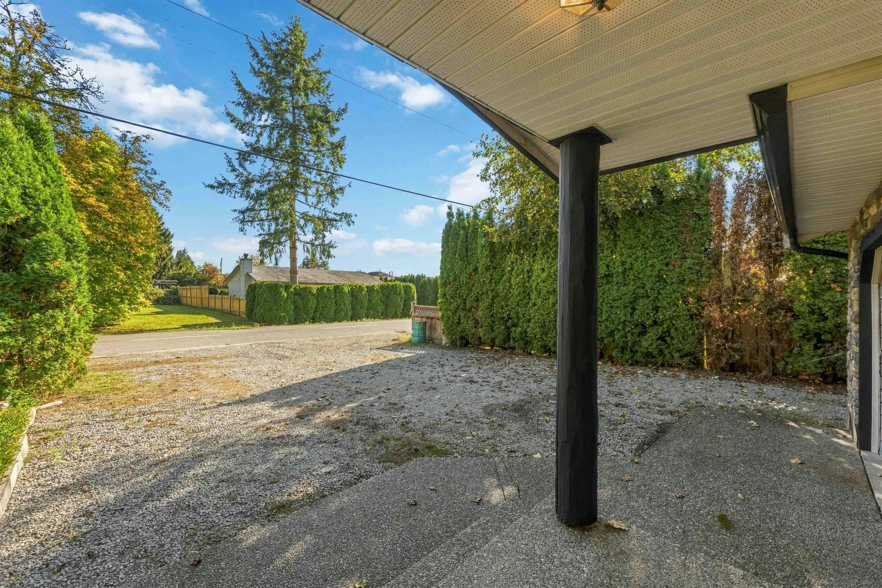 20225 Lorne Avenue, Maple Ridge, BC, V2X 1E9 - 39