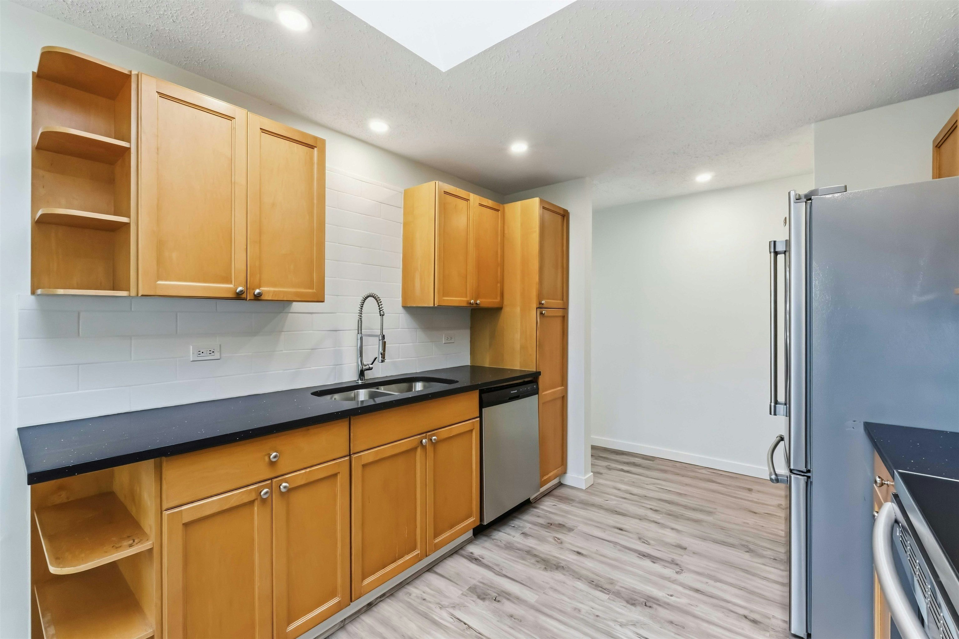 20225 Lorne Avenue, Maple Ridge, BC, V2X 1E9 - 10