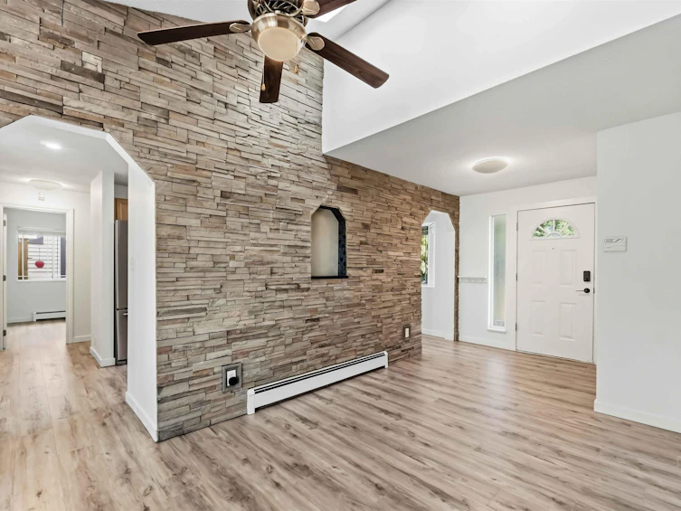 20225 Lorne Avenue, Maple Ridge, BC, V2X 1E9 - 4
